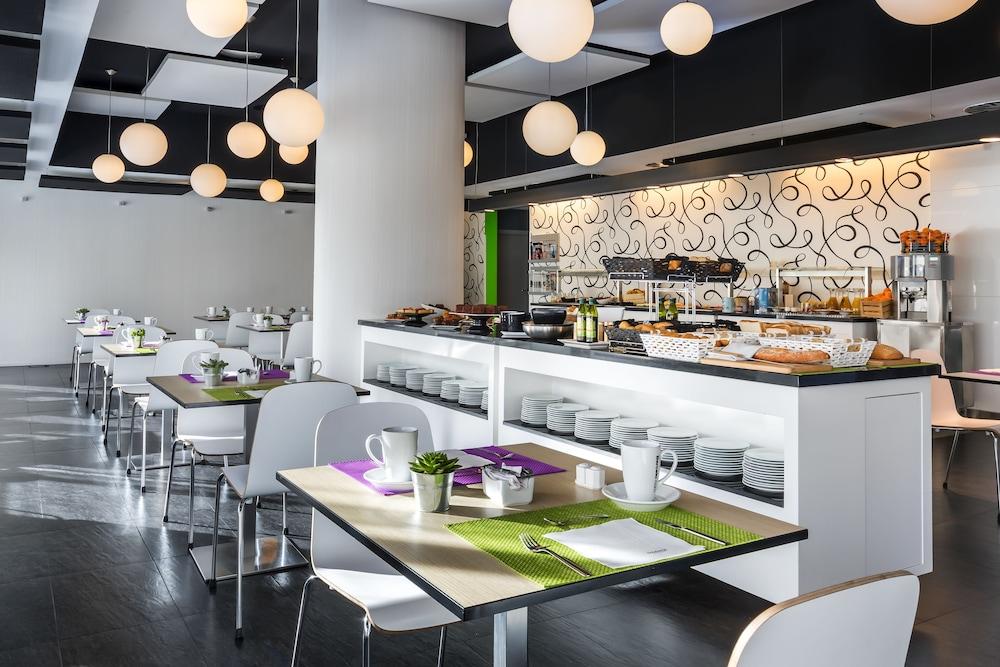 מדריד Hotel Zentral Castellana Norte מראה חיצוני תמונה